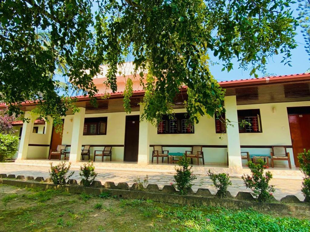 Hotel Tk Green Garden Матара Екстер'єр фото