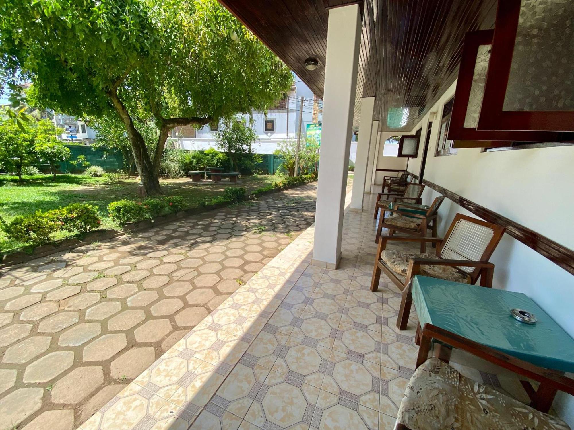 Hotel Tk Green Garden Матара Екстер'єр фото